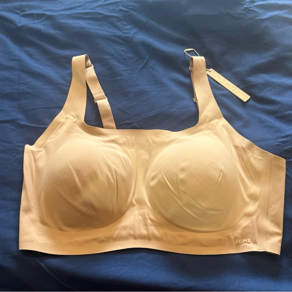 Women's Tan Seamless Bra